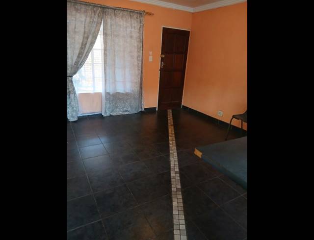 3 BEDROOM TOWNHOUSE FOR SALE IN HESTEAPARK
